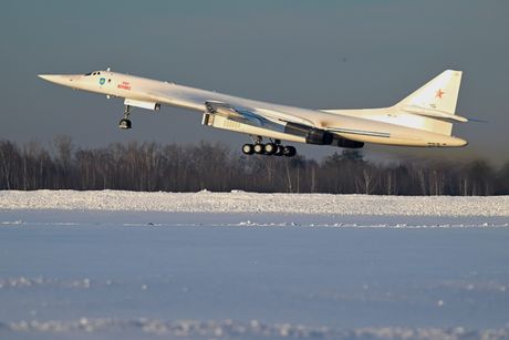 Putin, Tu-160M