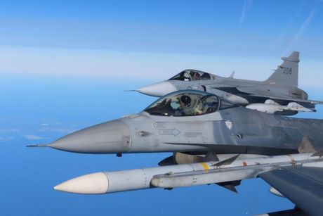 Avion JAS 39 Gripen Švedska NATO