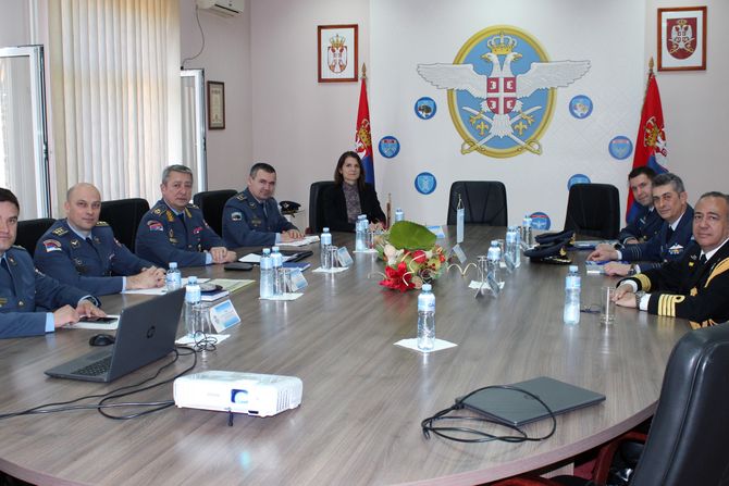 Štabni razgovori o saradnji vazduhoplovstava Srbije i Grčke Štabni razgovori o saradnji vazduhoplovstava Srbije i Grčke