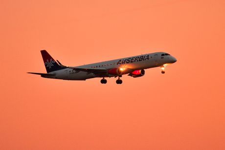 Air Serbia Embraer E190 E195 avion