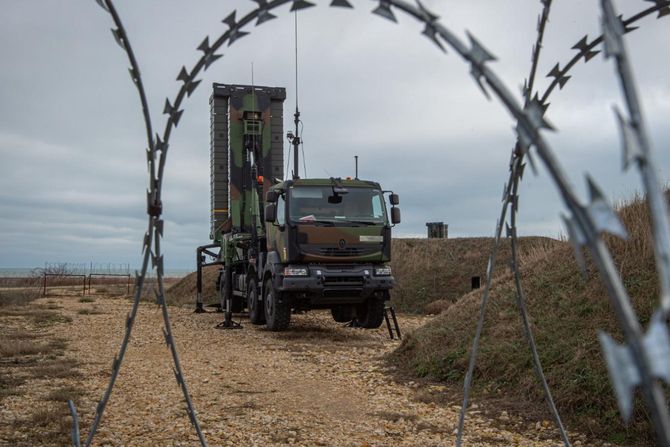 GM200 Thales GM200 Thales