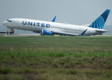 United Airlines jet United Airlines jet