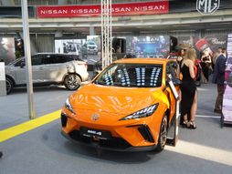 MG4 električni automobil