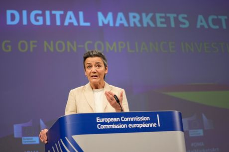 Brisel, Epl, Meta, Alfabet