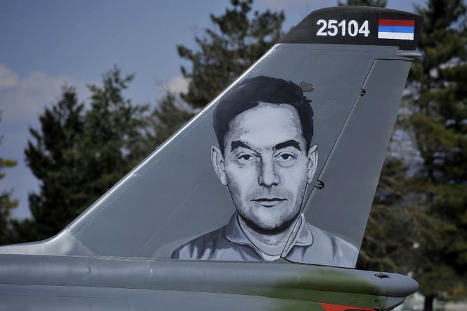 Orao sa slikom ppk Živote Đurića Orao sa slikom ppk Živote Đurića