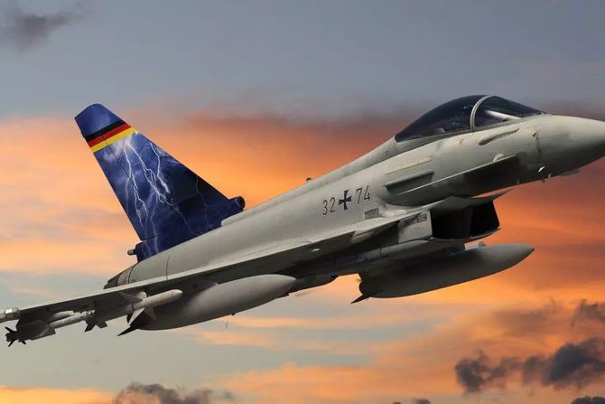 Eurofighter EK