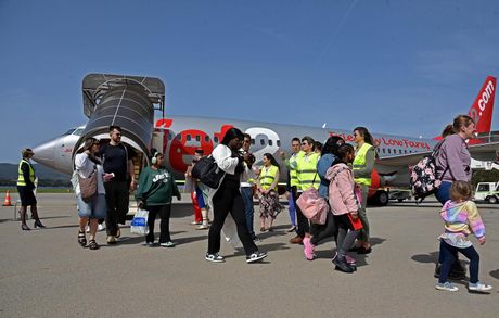 Jet2.com docek u Tivtu