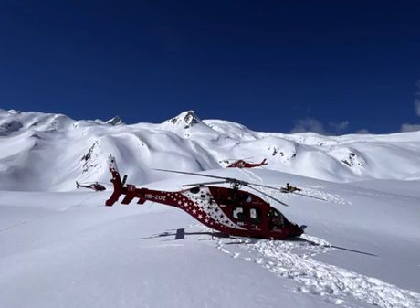 Spasavanje unesrećenih u Alpima Spasavanje unesrećenih u Alpima