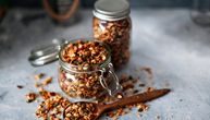 Hrskava slana „granola“ od leblebija i semenki: Savršena zdrava grickalica