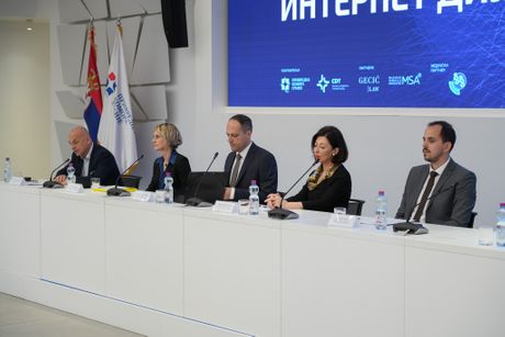 Sanja Savčić, Iza Razija Mešević, Internet dijalog 2024, Privredna komora Srbije
