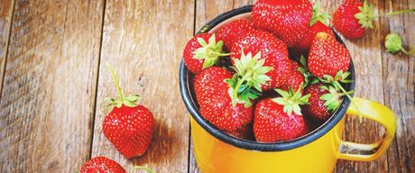 Jagode, šolja jagoda