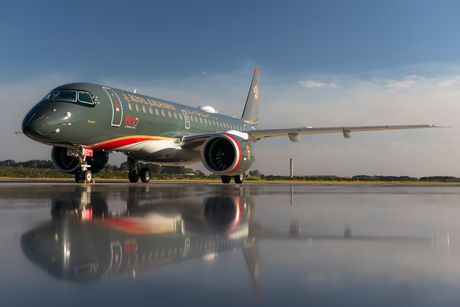 Embraer E190 E-2 Embraer E190 E-2