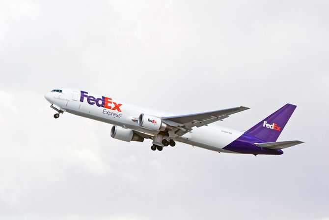 FedEx Boeing 767