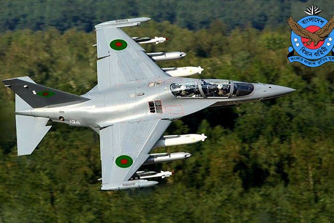 YAK 130 bangladeš YAK 130 bangladeš