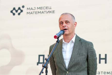 Maj mesec matematike