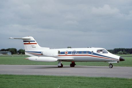 Learjet 25 JNA
