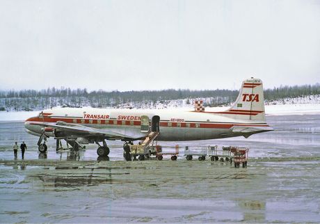 Avion TSA DC 6