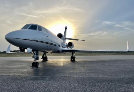 Dassault Falcon 50