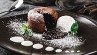 Kako da napravite čokoladni lava kolač za 20 minuta: Jednostavan recept bez jaja i mleka