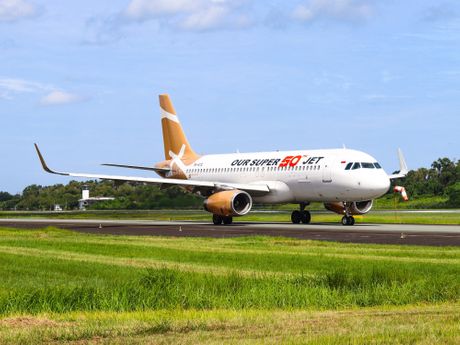 Super Air Jet Airbus A320 Super Air Jet Airbus A320