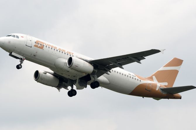 Super Air Jet Airbus A320