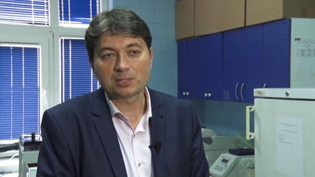 Profesor Vladislav Volarević