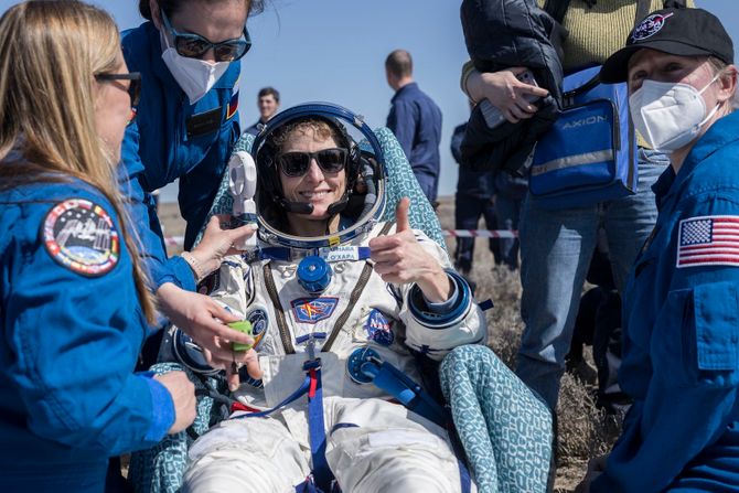 Lorel Ohara po sletanju na Zemlju