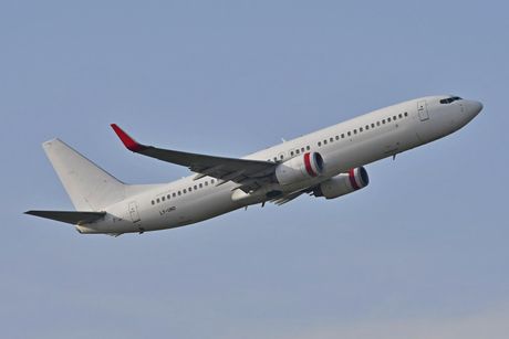 B737800 B737800
