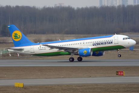 Uzbekistan Airways A320