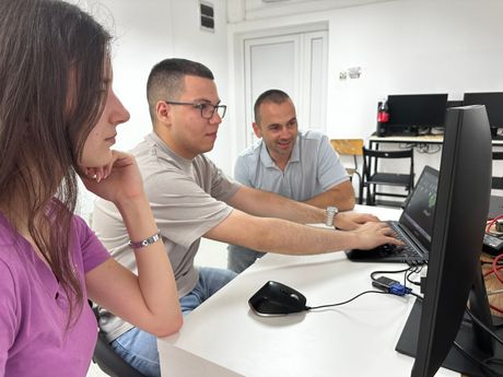 Isidora Živković, Jovan Krstić, Bojan Ćirić, Majstorski.net