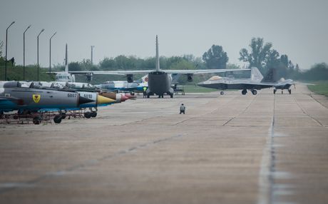 Mihail Kogălniceanu Air Base vojna baza Mihail Kogălniceanu Air Base vojna baza