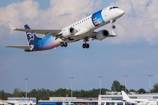 Air Montenegro, Ostrava aerodrom