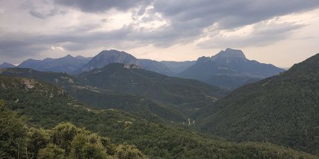 Pirineji, Španija, Ueska