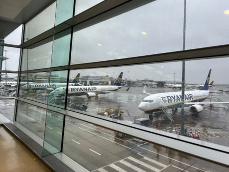 kiša na aerodromu kiša na aerodromu
