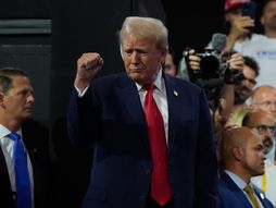 Donald Tramp zavoj konvencija