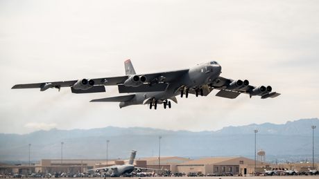 Boeing B-52 Stratofortress Boeing B-52 Stratofortress