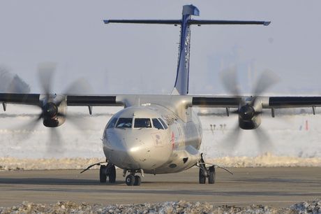 ATR 72 / 42 avion CSA ATR 72 / 42 avion CSA