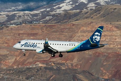 Alaska Airlines Embraer E-175 Alaska Airlines Embraer E-175