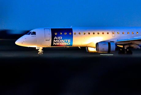 Air Montenegro Embraer E195