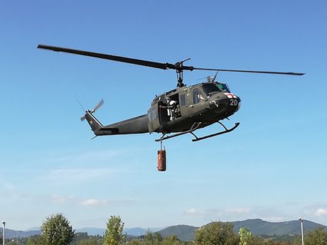 Bosna UH-1H helikopter Bosna UH-1H helikopter