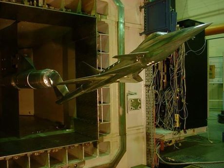 NOVI AVION NA1 NOVI AVION NA1