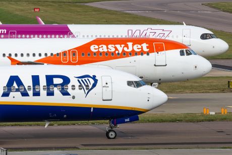 Ryanair Wizz Air EasyJet avioni Ryanair Wizz Air EasyJet avioni