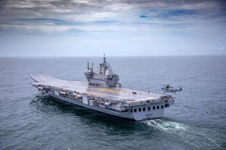 Vikrant nosač aviona Vikrant nosač aviona