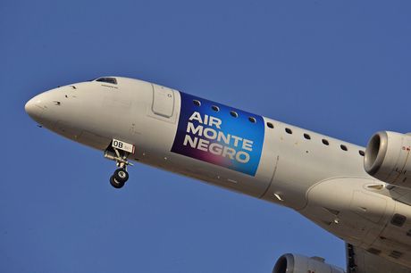 Air Montenegro Embraer E195 Air Montenegro Embraer E195