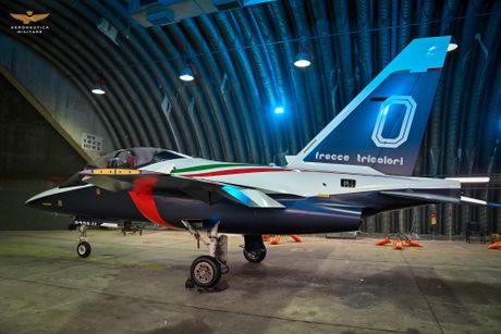 AVION FRECCE TRICOLORI