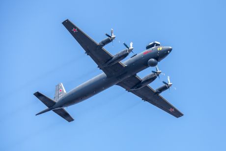 Ruski avioin Il 38 Ruski avioin Il 38