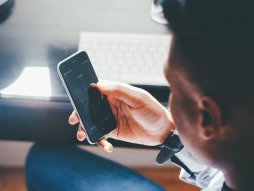 mobilni telefon, PIN kod