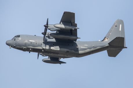 MC-130 avion
