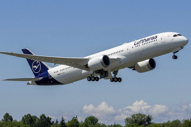 Lufthansa Boeing 787 Lufthansa Boeing 787