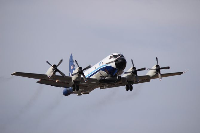 NOAA P-3